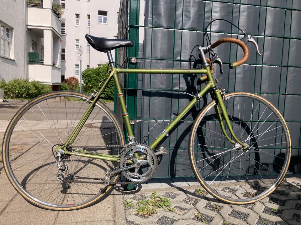 Rennrad defekt für Bastler in Potsdam