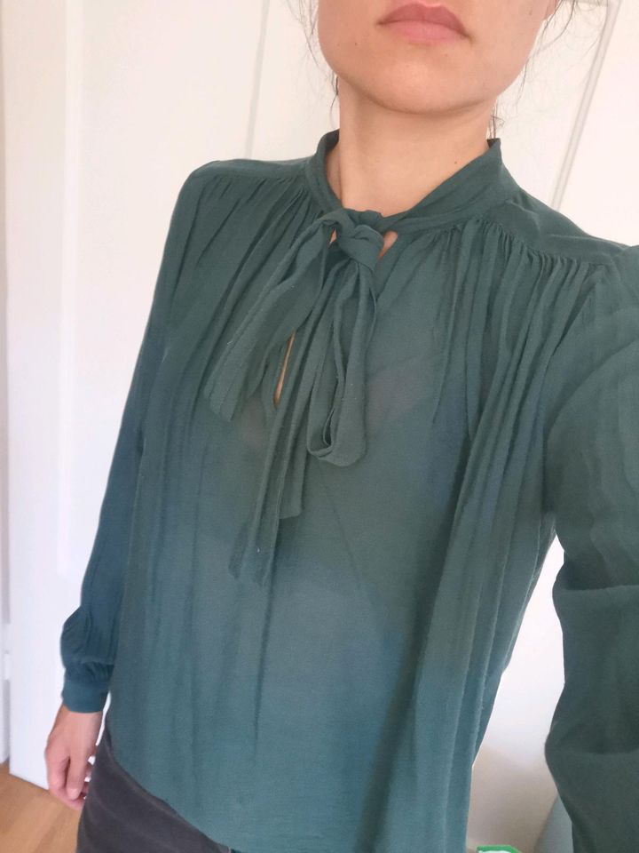 Tannengrün Bluse mit Schluppe in XS/34 in München