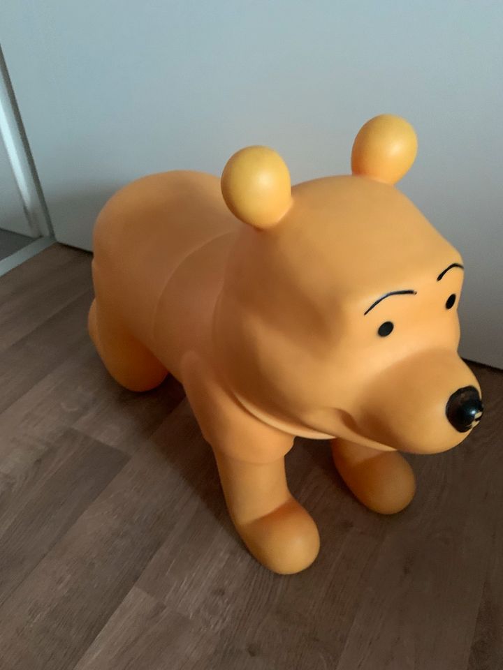 Hüpftier Winnie Pooh in Niedernwöhren