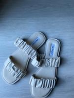 Sandalen Größe 41 Marke Inuovo Farbe Beige kaum getragen Hessen - Dreieich Vorschau