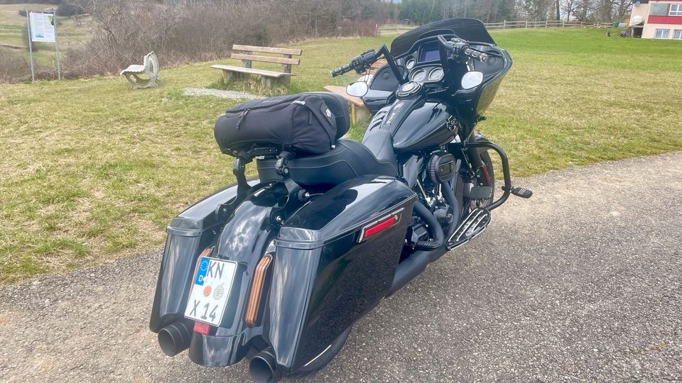 Harley Davidson Road Glide Spezial 114 mit vielen Extras in Hilzingen