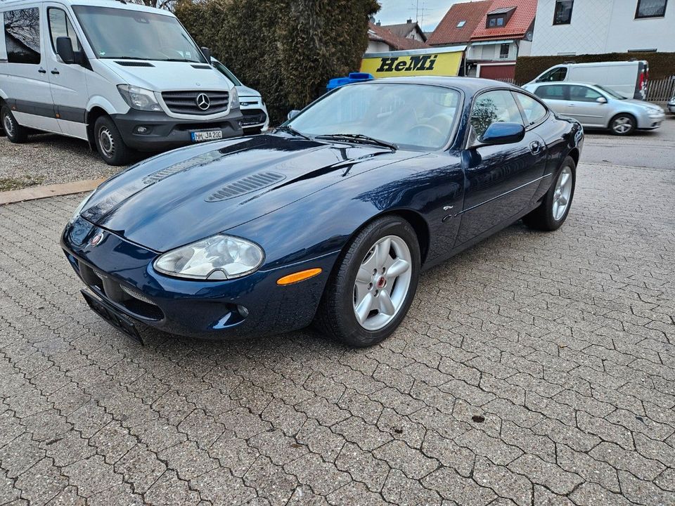 Jaguar XKR V8 Supercharged Leder Klima Motor 91 TKm in Olching