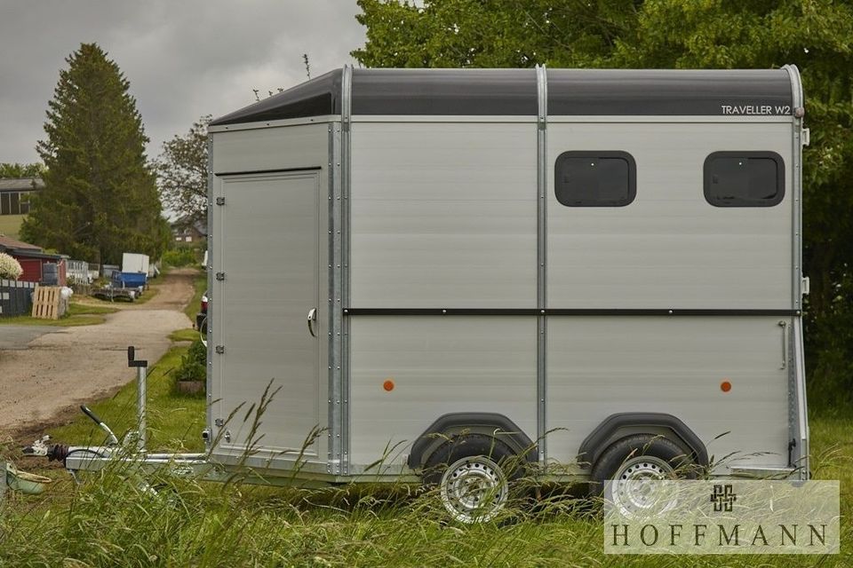 Böckmann Traveller W 2 Big SK Pferdeanhänger  / AKTION in Gindorf