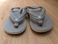 Crocs Kinder Badeschuhe Badeschlappen Schwimmbad 23/24 grau Rheinland-Pfalz - Katzenelnbogen Vorschau