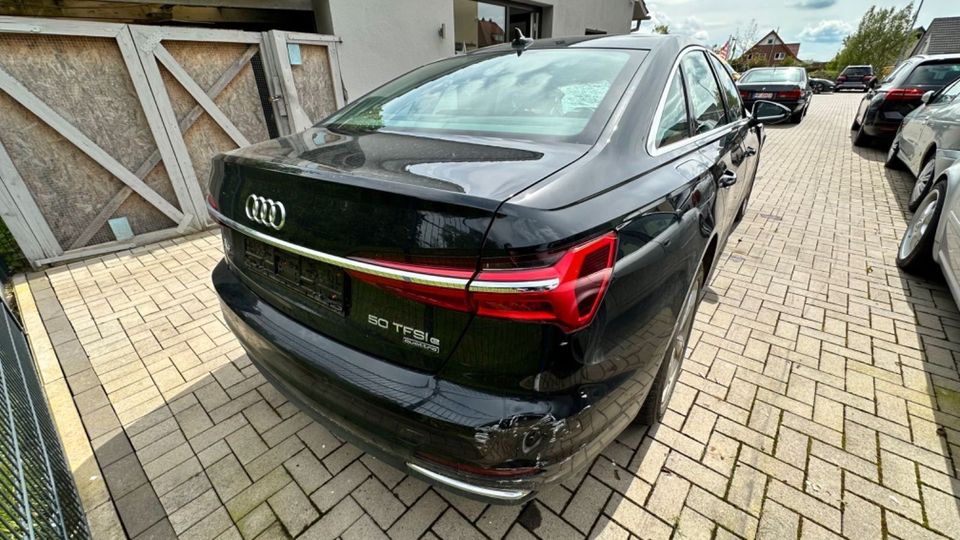 Audi A6 Lim. 50 TFSI e quattro Hybrid-LED-Unfall in Bünde