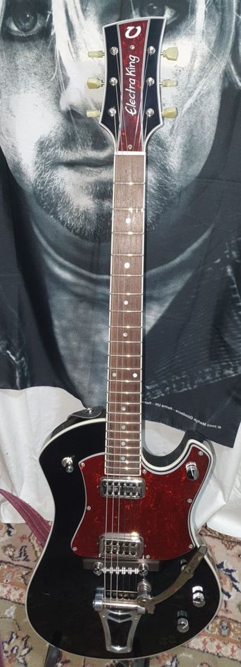 Rarität - VIVIAN GUITARS ELECTRA KING (Twangtone Guitar Edition in Balingen