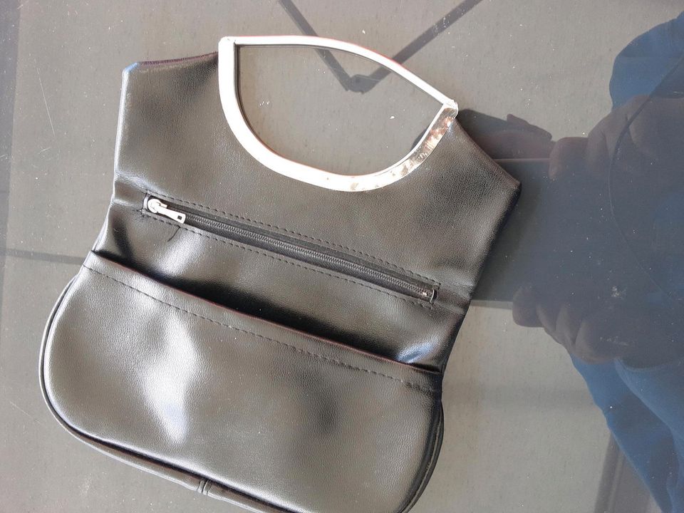 vintage - Kosmetikbeutel zum Aufhängen oder als Mini-Handtasche in Auggen