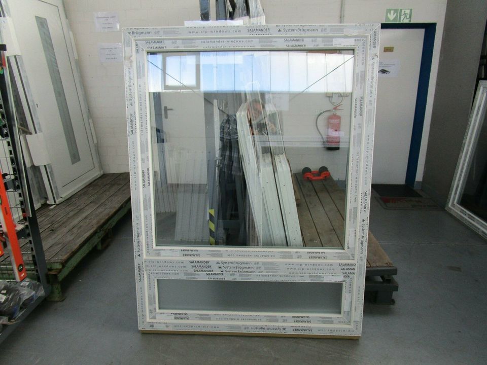 40x60 cm Kellerfenster Kunststoff Drehfunktion sofort abholbar in Bremen