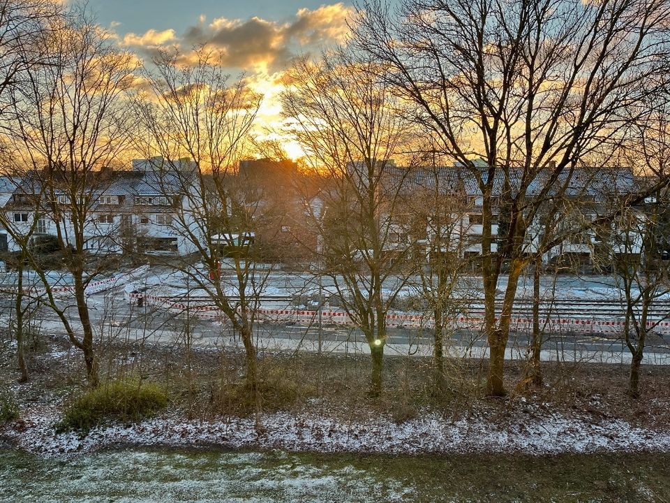 Huchting von ganz oben – Vier-Zimmer-Wohnung mit großem Essbereich! in Bremen