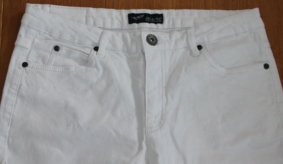 Hochwertige Jeans Hose weiß von ARIZONA Gr.42 kaum getragen in Dautphetal
