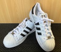 Adidas Superstars Größe 39 Dresden - Pieschen Vorschau