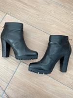 Stiefeletten Niedersachsen - Stuhr Vorschau