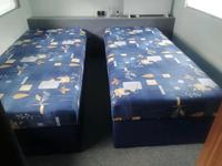 Federkern Betten mit Bettkasten, 2mal, gut erhalten, in 65510,,, Hessen - Bad Camberg Vorschau
