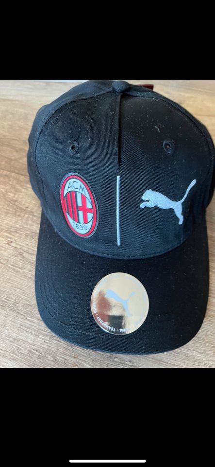 Ac Milan Cap Neu in Backnang