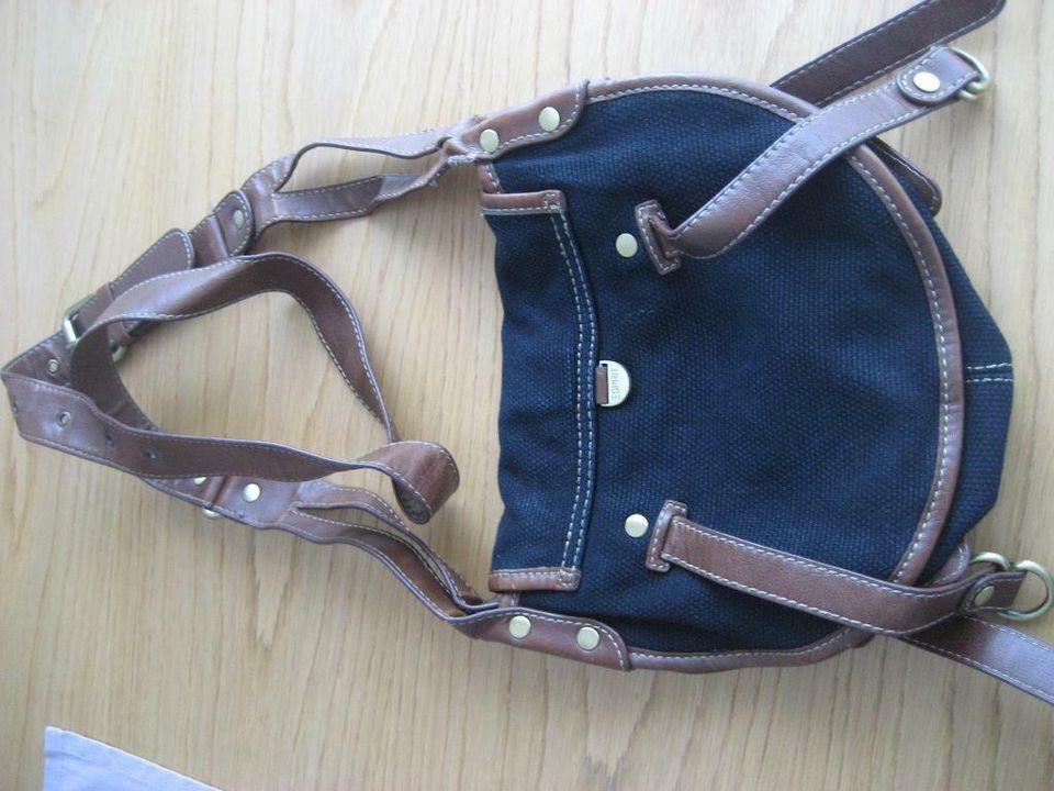 Esprit Damenhandtasche in Hamminkeln