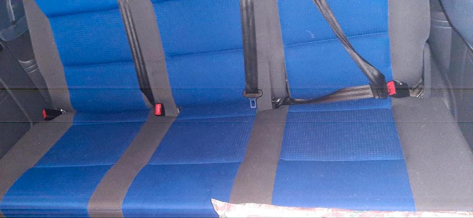 VW Bus T5 Sitzbank mit Schlaffunktion für Schienensystem in Leegebruch