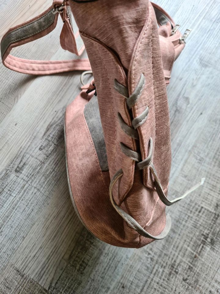 Schöne Handtasche in Wedemark