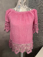Schönes Shirt Größe S Nordrhein-Westfalen - Menden Vorschau