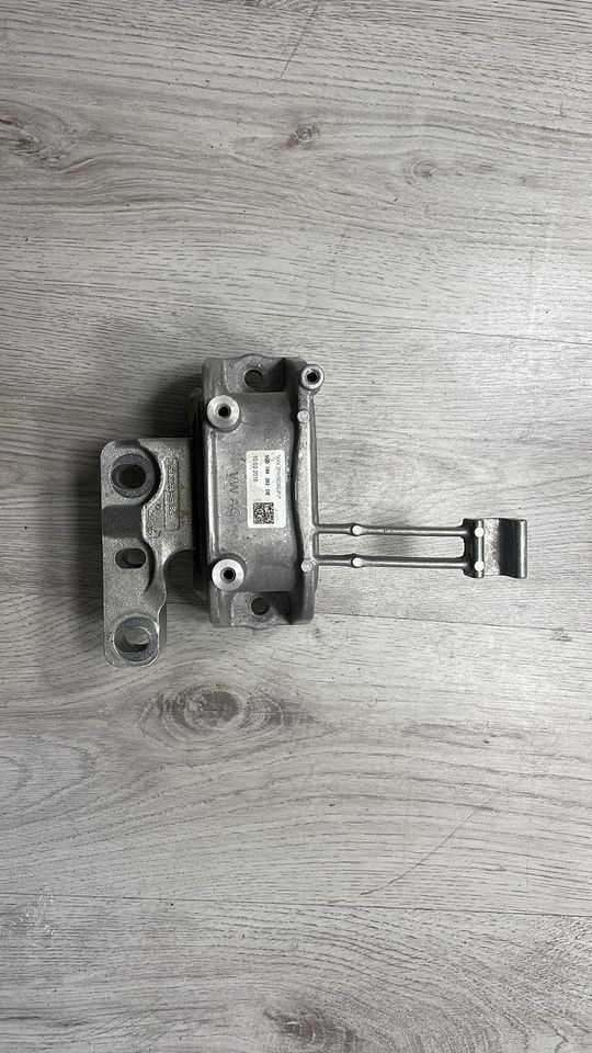 ORIGINAL 5Q0199262DE AUDI VW SEAT Motorhalter in Hannover