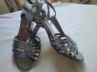 Silberne feine Sandalen Gr. 39 chrom silber Sachsen-Anhalt - Am Großen Bruch Vorschau