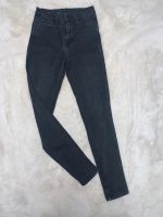 Schwarze Highwaist Röhrenjeans von Levis Baden-Württemberg - Tamm Vorschau