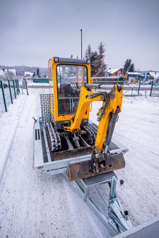 ⭐ Baumaschinentransporter 2700 KG 260x153cm Baggertransporter in Leopoldshöhe