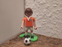 Playmobil Fußballspieler Niederlande (4713) - gebraucht Sachsen-Anhalt - Magdeburg Vorschau