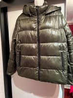 Calvin Klein Winterjacke grün Khaki Gr. XXL 44/46 Thüringen - Uder Vorschau