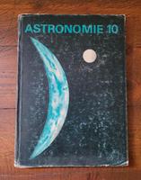 DDR Schulbuch Lehrbuch Astronomie 10. Klasse 1971 Ostalgie Sachsen-Anhalt - Schönebeck (Elbe) Vorschau
