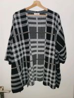 Schwarz-Weiß kariert "Helena Vera" Cape Weste Strickjacke 40/42 Bayern - Würzburg Vorschau