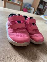 Nike Star Runner Mädchen Sneaker Gr. 23,5 Pink Bayern - Altenstadt an der Waldnaab Vorschau