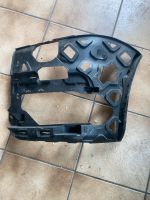 VW Caddy Stuetzteil Halter Stoßstange 2K5807724 2K5807723 Sachsen - Bernsbach  Vorschau