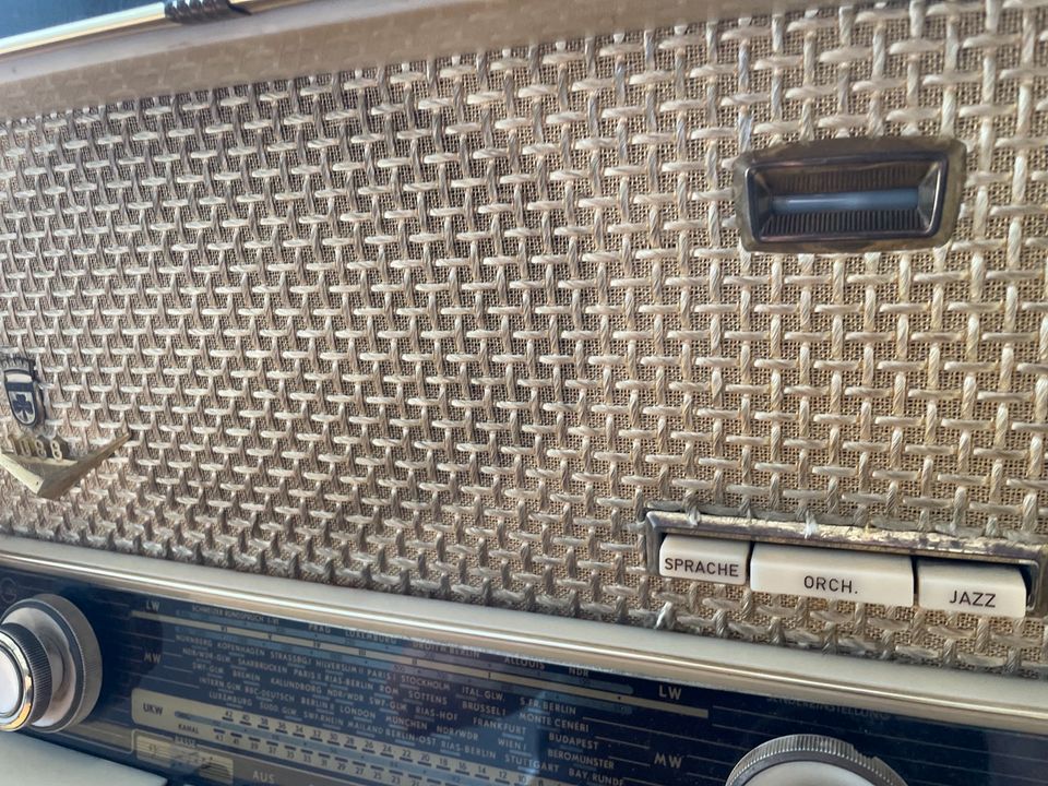 Grundig Typ 1088 I Röhrenradio I Antik I Radio I 50er I funktioni in Lünen