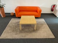 Sofa KLIPPAN + Wohnzimmer Tisch LACK + Teppich Lübeck - St. Lorenz Süd Vorschau