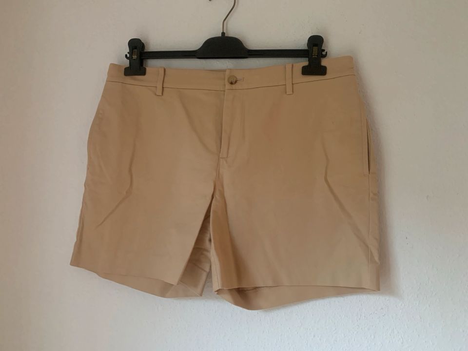 Ralph Lauren kurze Hose beige Größe 10//M-L in Waldbronn