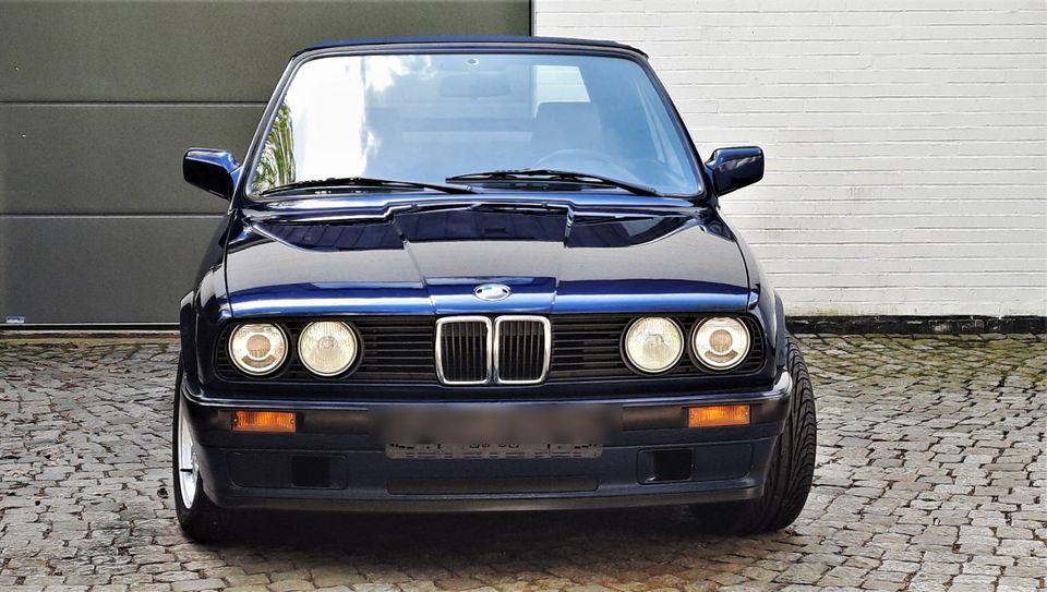 BMW E30 Cabrio 320i '93 Bestzustand 57045 KM mauritiusblau-met. in Rosengarten
