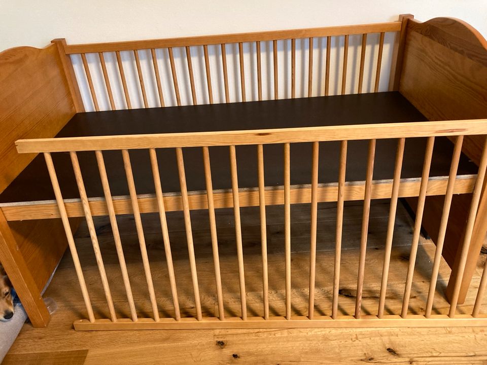 Geuther Baby-/Kinderbett in Großröhrsdorf