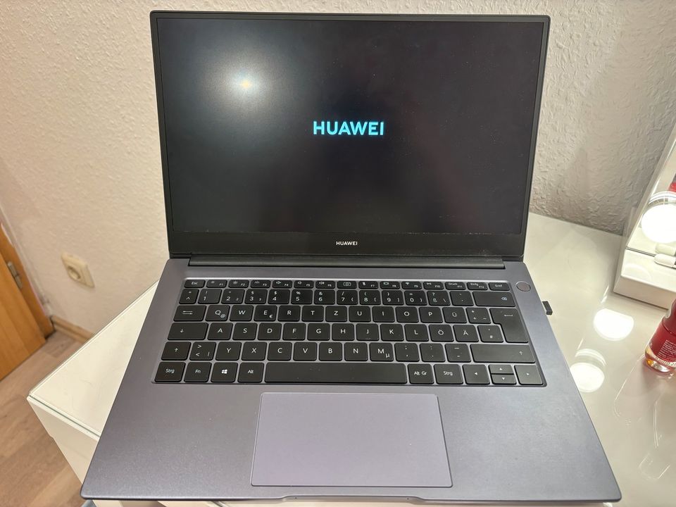 Huawei Laptop in Osterholz-Scharmbeck