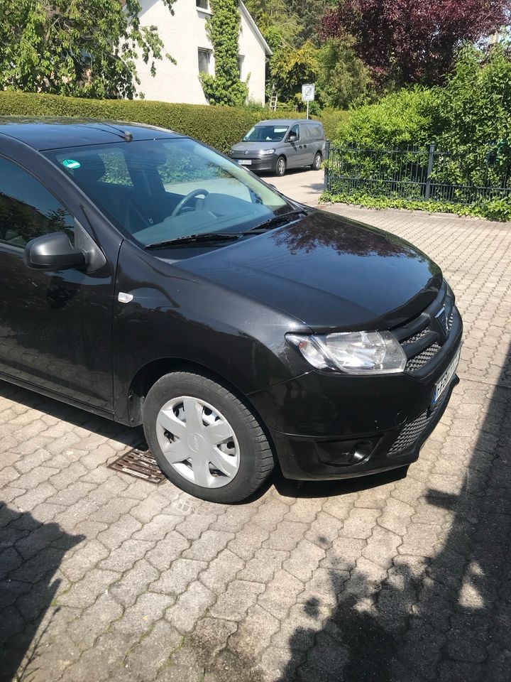 Auto Dacia- Sandero in Germering