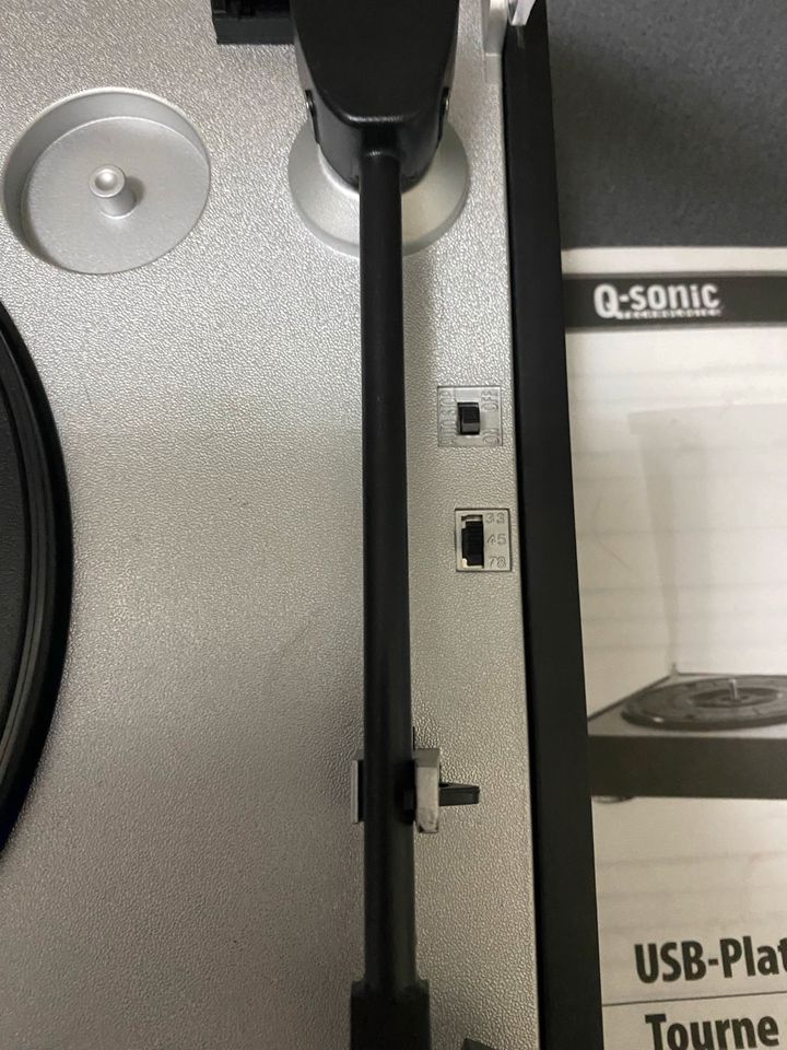 Q-Sonic Kompakter USB-Plattenspieler JW-41 UBG Ro in Berlin