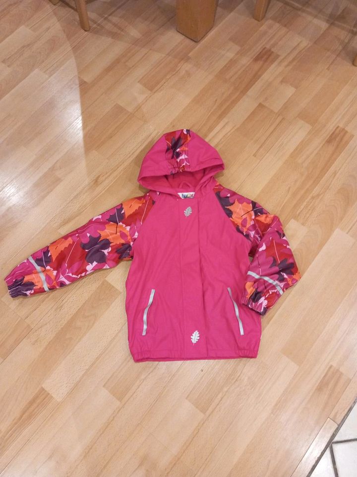 Regenjacke gefüttert Größe 122/128 in Barßel