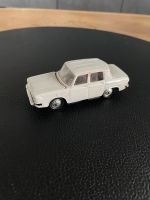 No 9 Renault R10 les miniatures de norev Niedersachsen - Westerstede Vorschau