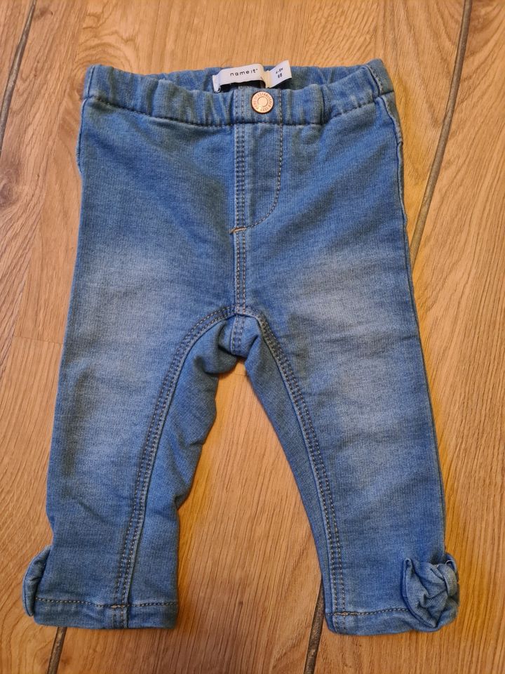 Kleine bequeme Jeanshose von name it in Merdingen