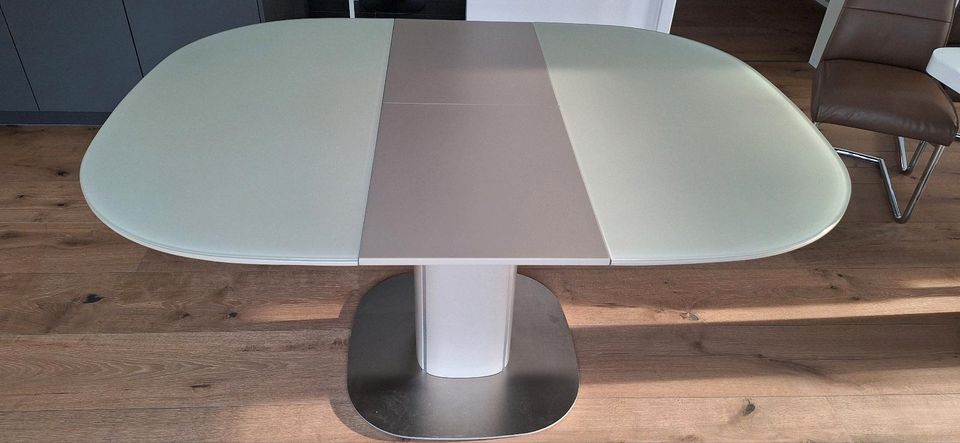 Esstisch oval Glas ausziehbar sehr hochwertig 120cm 160 cm in Groß Kreutz