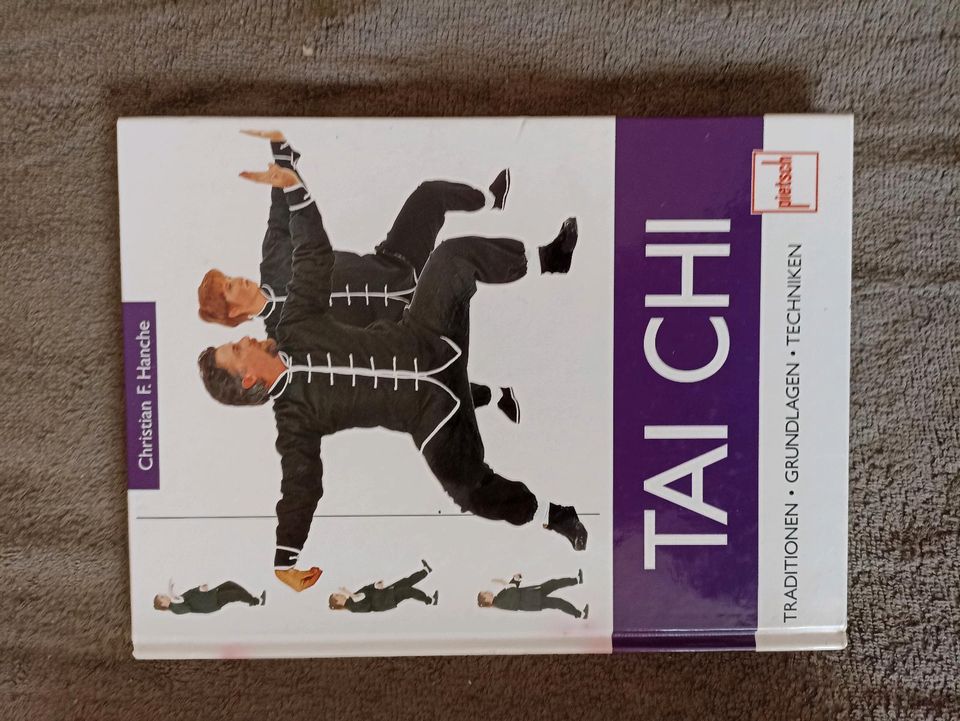Buch mit Anleitung für Tai Chi Übungen in Stralsund