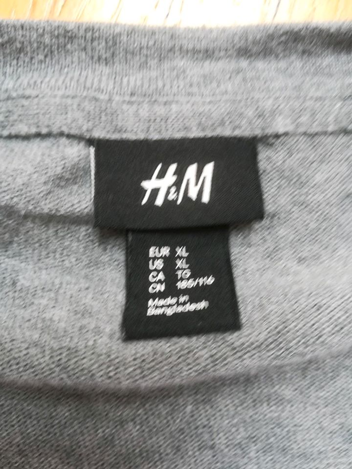 Graue Herren Cardigan von H&M in Größe XL in Rheda-Wiedenbrück