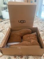 Ugg Boots zip neu Rheinland-Pfalz - Kaiserslautern Vorschau