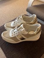 Michael Kors Schuhe Sneaker Gr 38 Dresden - Prohlis-Nord Vorschau