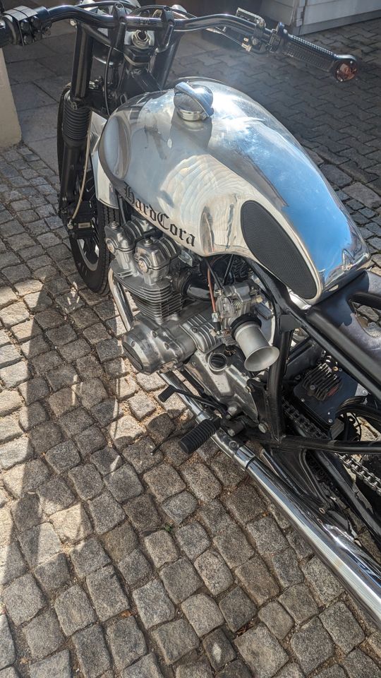 Honda 750 Custom Umbau von Thomas Bader - harley bobber brat four in Metzingen