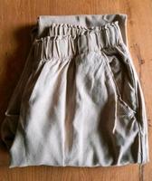 Beige farbige legere Sommerhose mit Leinenanteil Hessen - Glashütten Vorschau
